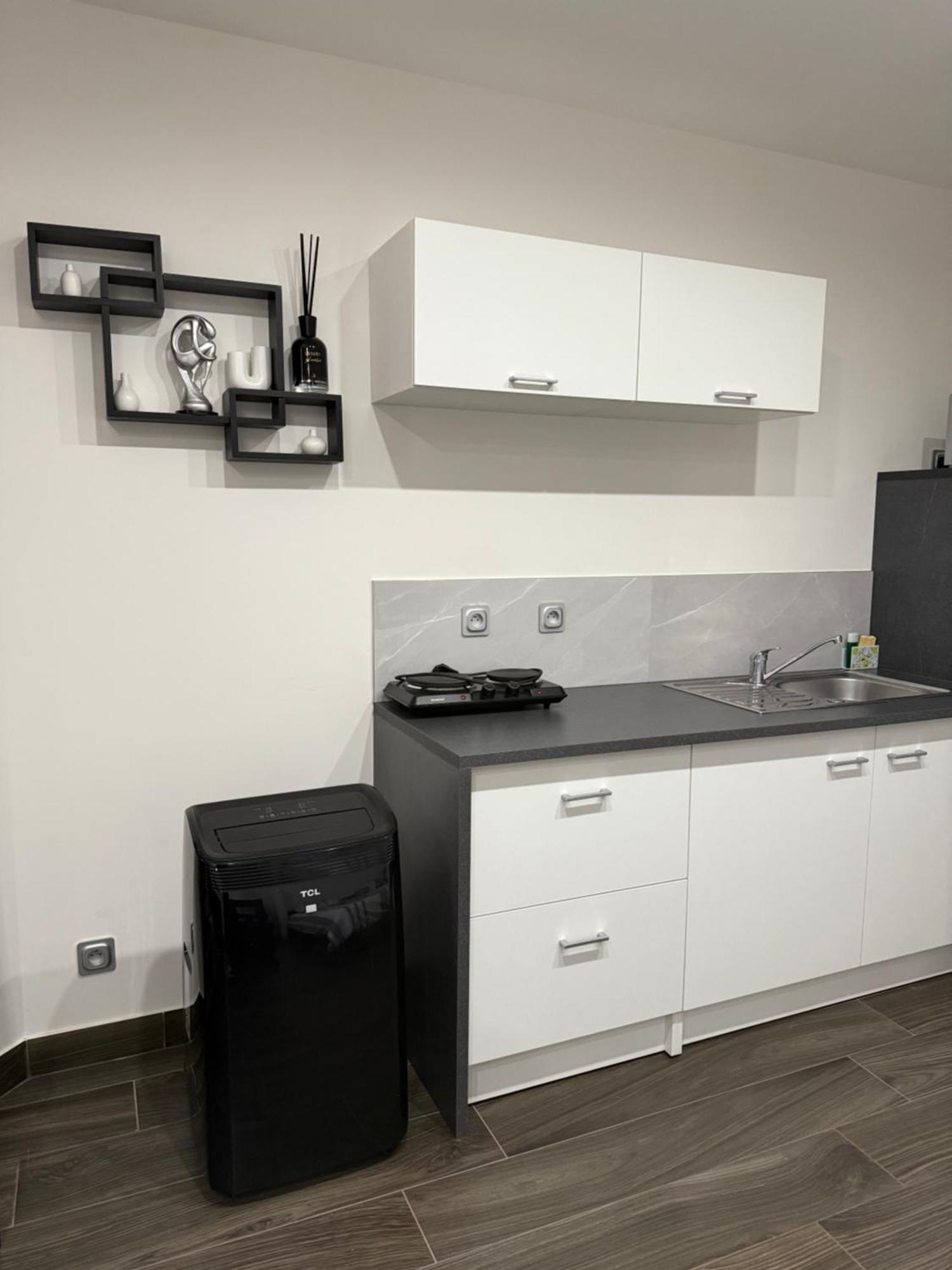 Studio, Maison, Rez De Chaussee,